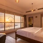 Yallarent Jumeirah Beach Residence