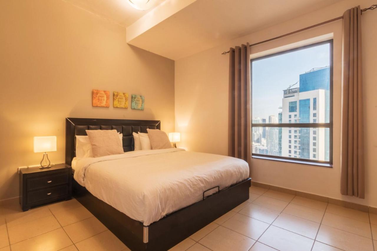 Apartment Yallarent Jumeirah Beach - Rimal 6 *