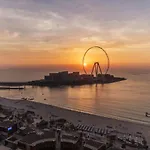 Yallarent Jumeirah Beach Residence